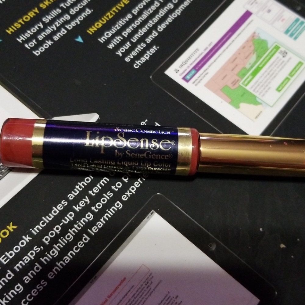 Lipsense